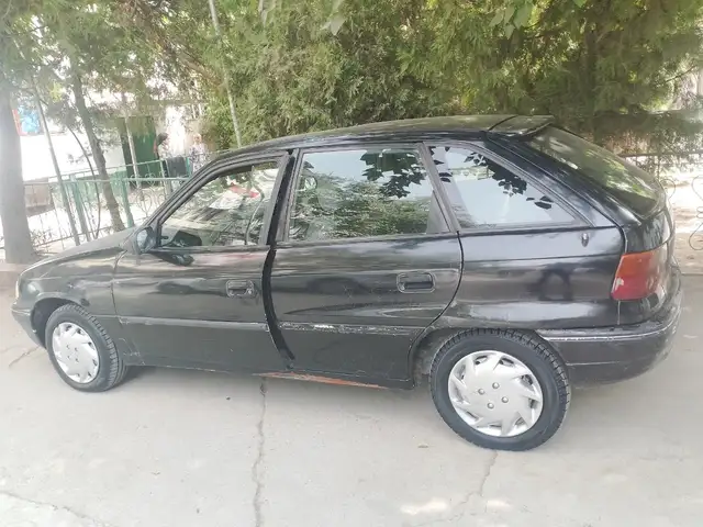 Opel Astra F