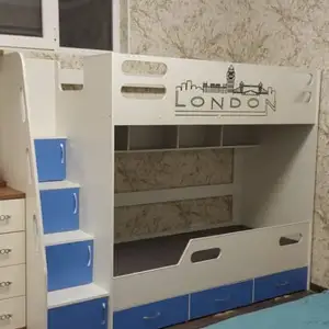 Двухъярусная кровать, Душанбе