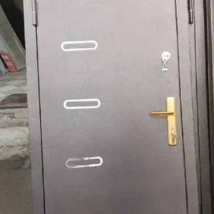 Дверь, Душанбе