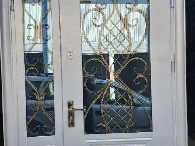 Двери, Душанбе