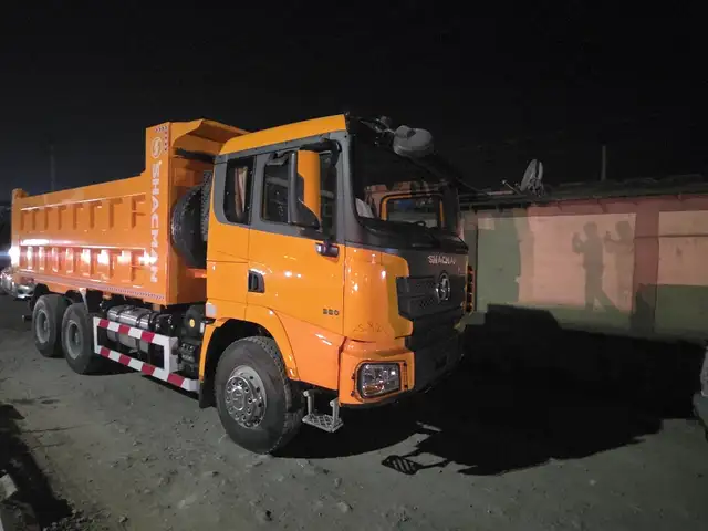 Самосвал Шакман, 2025, Душанбе