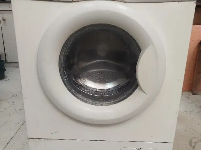 Мошинаи ҷомашуи, Худжанд
