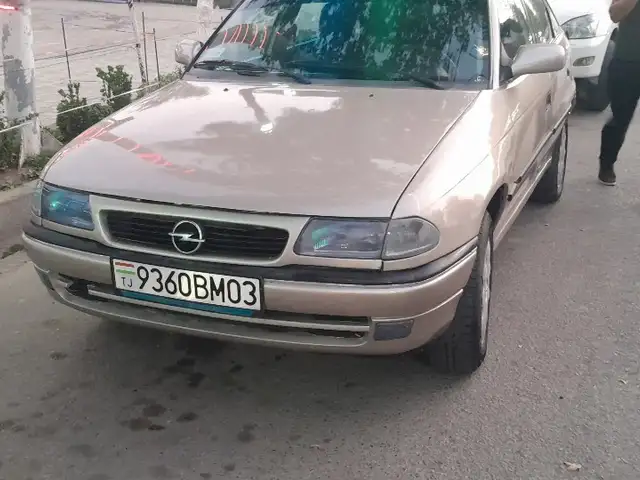 Opel Astra F