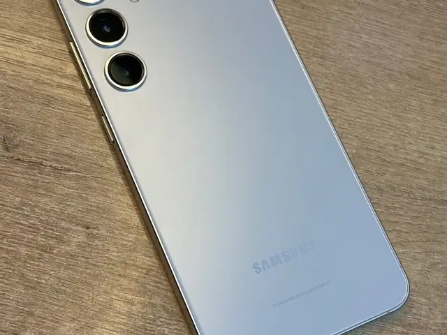 Samsung Galaxy S24 Plus, Худжанд