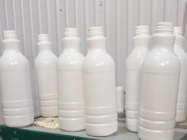 Бутылкахои пластики 1л сафед, Бохтар (Курган-Тюбе)