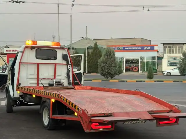 Эвакуатор, 2006, Душанбе