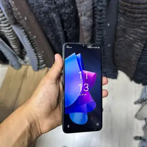 Tecno spark 10c, Норак