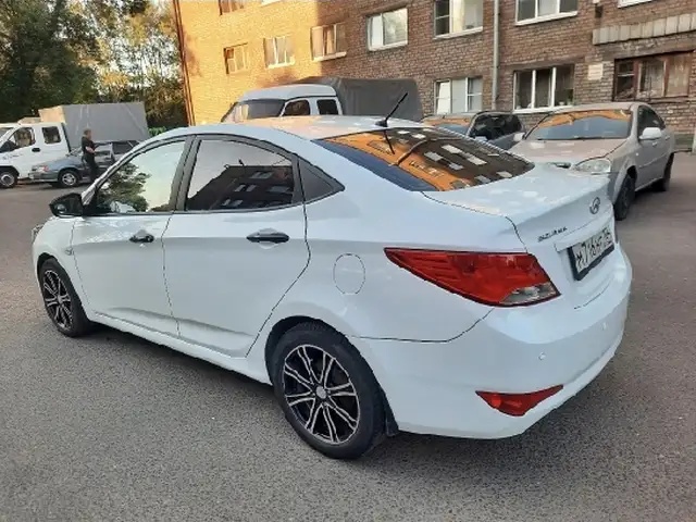 Hyundai Solaris