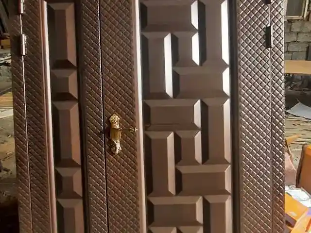 Железная дверь, Душанбе