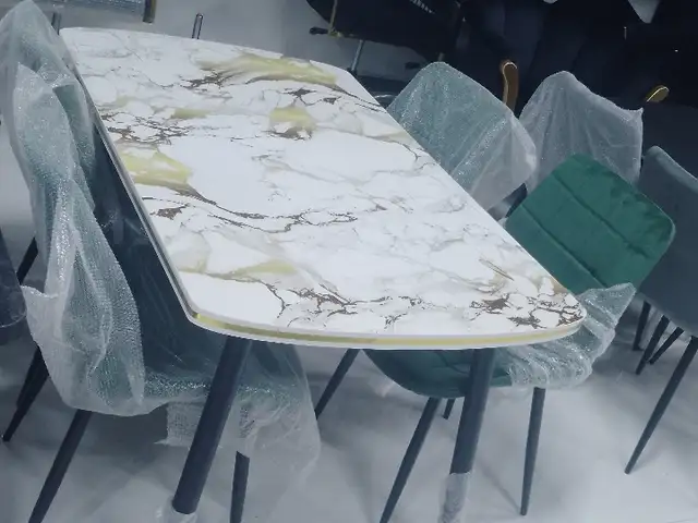 Стол и стулья, Душанбе