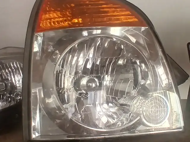 Фара от Hyundai Porter, Худжанд