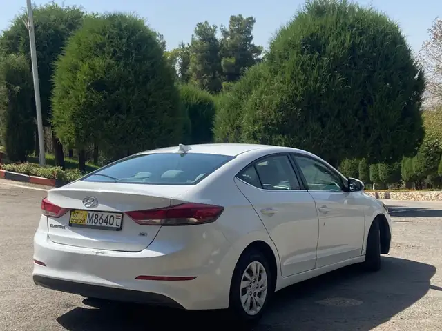 Hyundai Elantra, 2016, Душанбе - 6