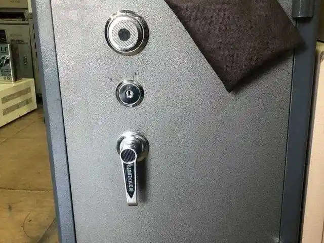 Сейф 80, Душанбе