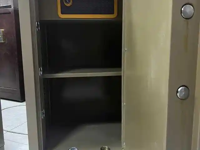 Сейф 70, Душанбе