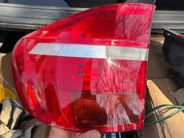 Задняя фара от BMW x5 e70, Худжанд