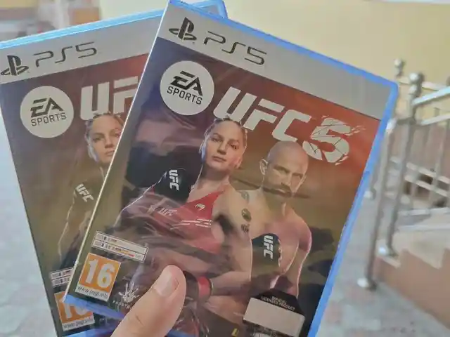 Игра UFC5 для PS5, Душанбе