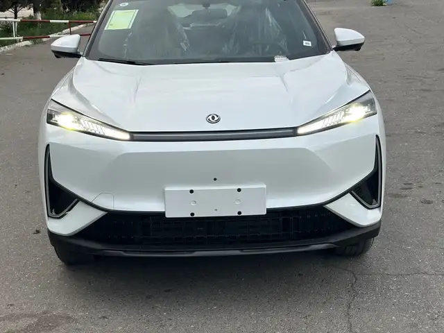 Dongfeng L7
