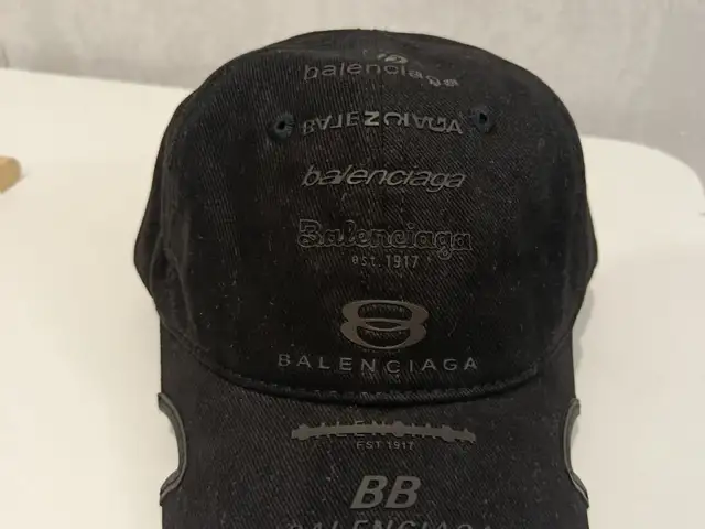 Кепка Balenciaga, Душанбе