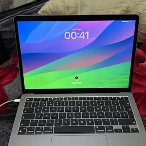 Ноутбук es 13-inch MacBook Air, Турсунзода
