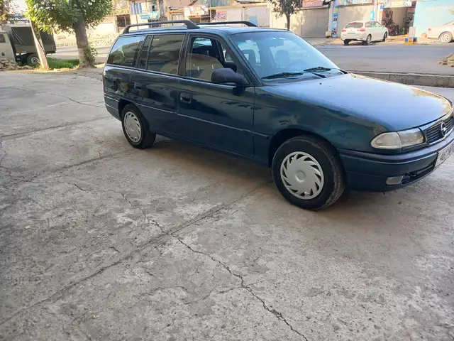 Opel Astra F