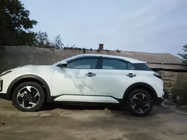Hyundai Aslan