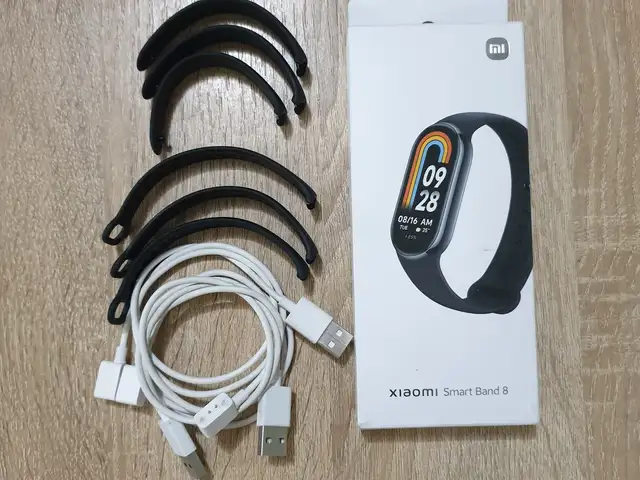 Ремешки xiaomi Smart Band 8 + кабель, Бохтар (Курган-Тюбе)