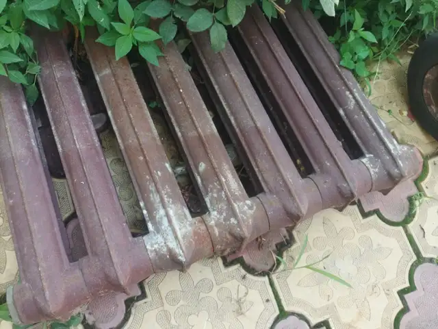 Чугунные батареи, Душанбе