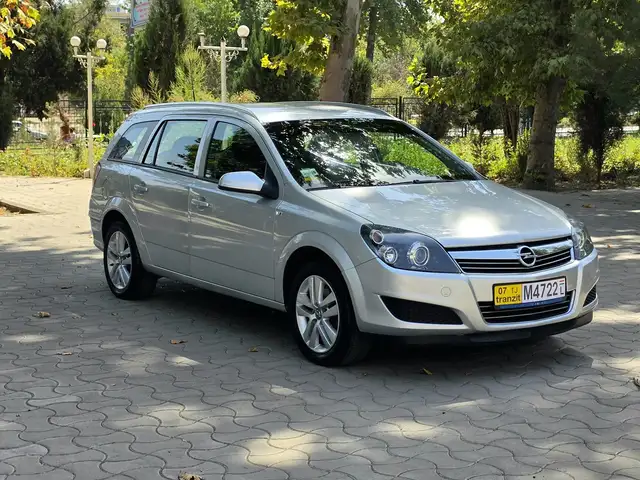 Opel Astra H