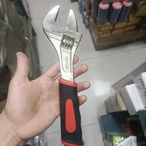 Разводной ключ, Душанбе