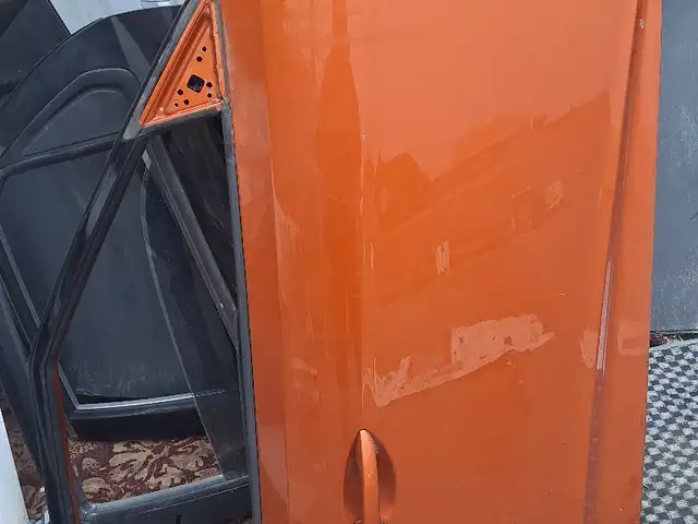 Дверь Hyundai, Худжанд