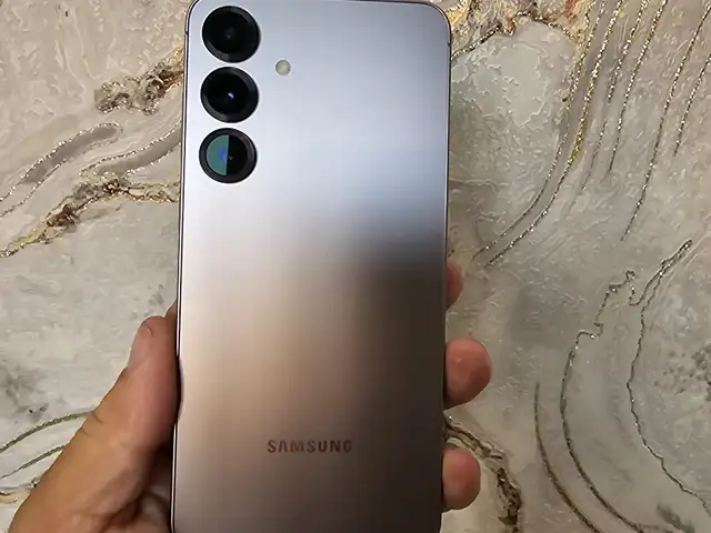 Samsung galaxy S25+ 256/12Gb 5G 2sim, Худжанд