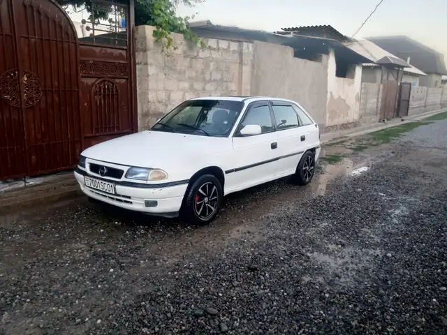 Opel Astra F