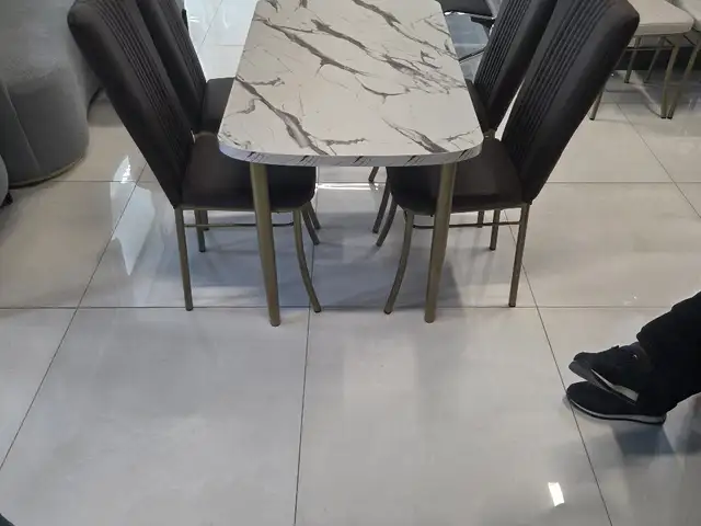 Стол и стулья, Душанбе