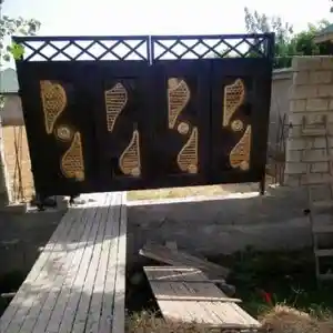 Ворота, Душанбе