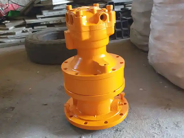 Редуктор поворот для экскаватора R140W, Душанбе
