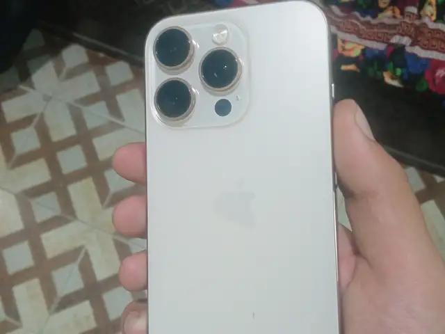 Apple iPhone 16 Pro, 128 gb, Natural Titanium, Турсунзода