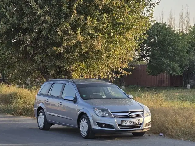 Opel Astra H
