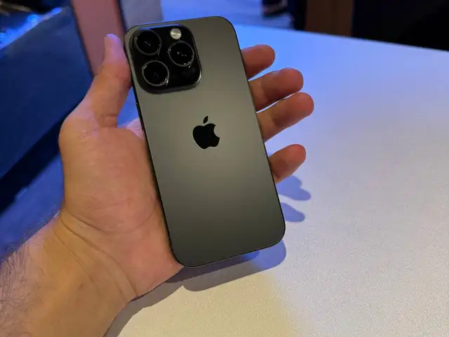 Apple iPhone 16 Pro, 512 gb, Black Titanium, Душанбе