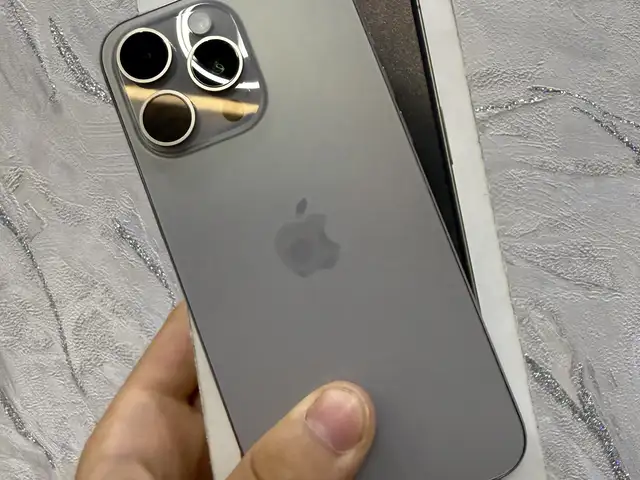 Apple iPhone 15 Pro Max, 256 gb, Natural Titanium, Душанбе