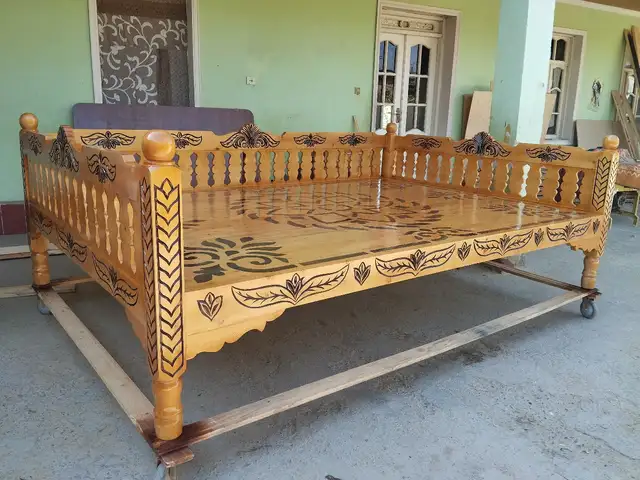 Кат, Душанбе