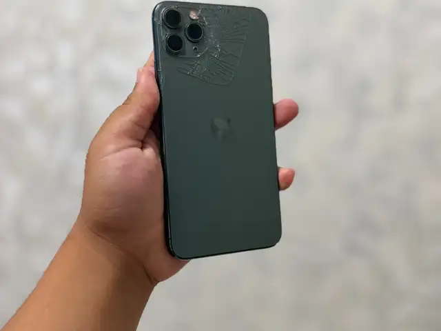 Apple iPhone 11 Pro Max, 512 gb, Midnight Green, Худжанд