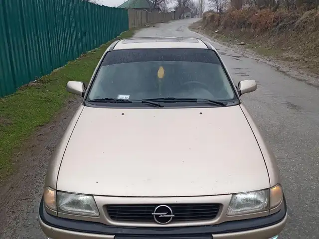 Opel Astra F