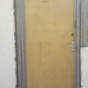 Дверь, Худжанд