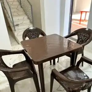 Стол и стулья, Душанбе