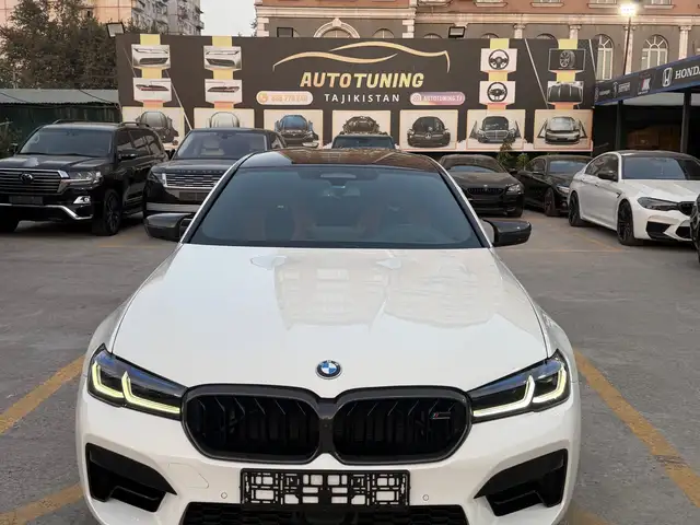 BMW M5