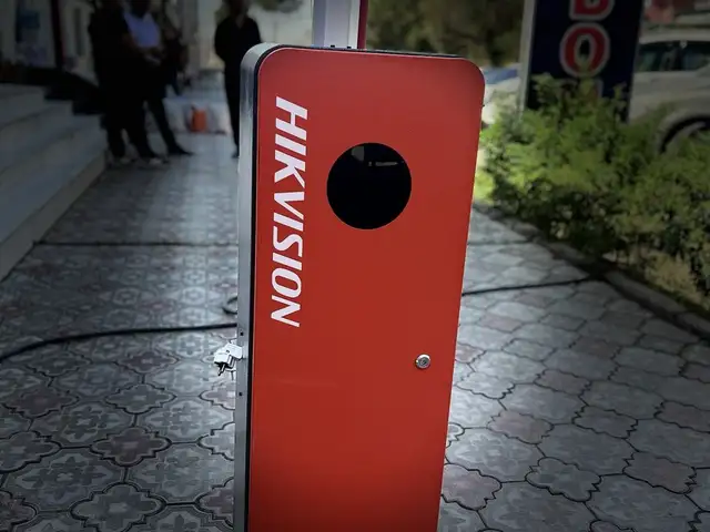 Шлагбаум Hikvision, Худжанд