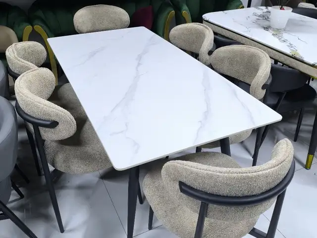 Стол и стулья, Душанбе