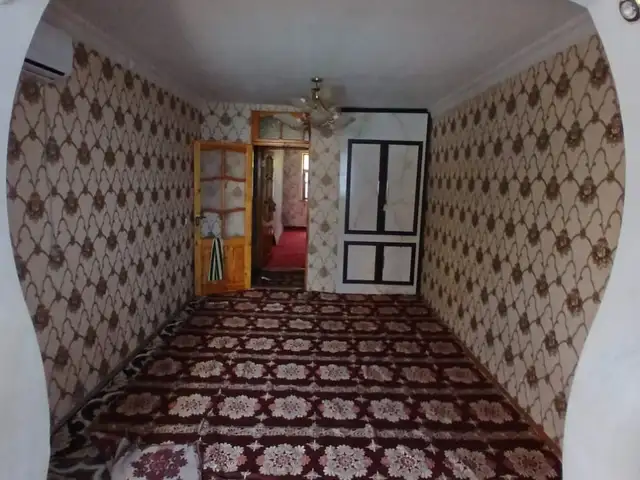 2-комн. квартира, 1 этаж, 50м², 20 мкр, Хуҷанд