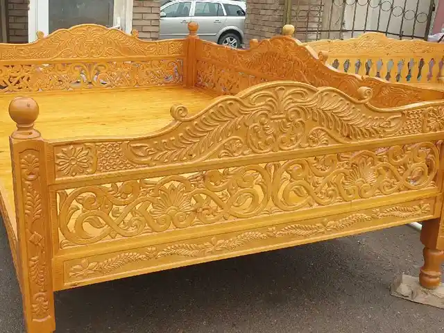 Тапчан, Душанбе