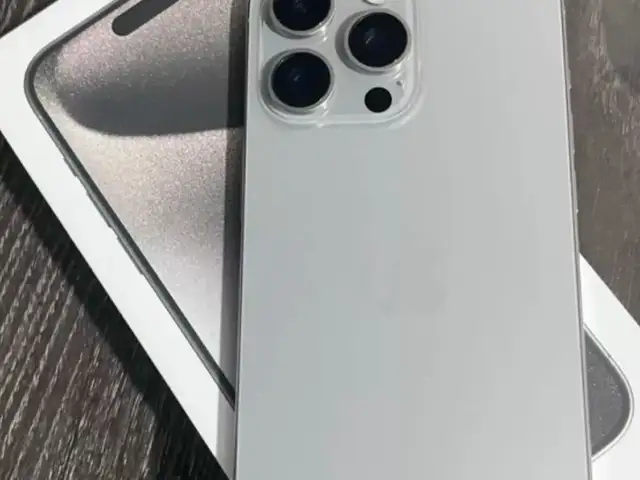 Apple iPhone 15 Pro Max, 256 gb, Natural Titanium, Хуҷанд